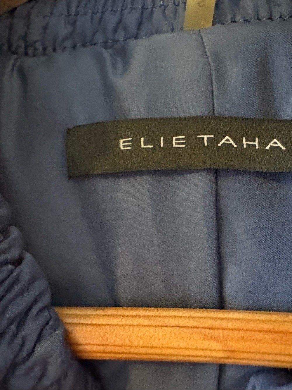 Elie Tahari Dark Navy Quilted Hooded Vest with Smocked Waist - Picture 4 of 6